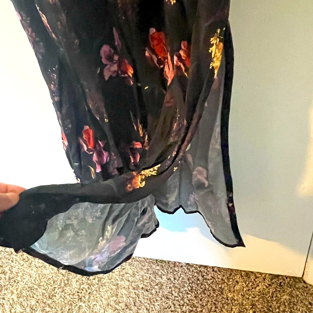 🎉HP🎉 Madewell Wide V-Neck Floral Cupro-Blend Midi Dress - Picture 6 of 6